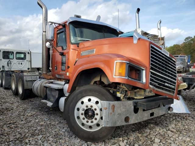 2015 Mack 600 CHU600