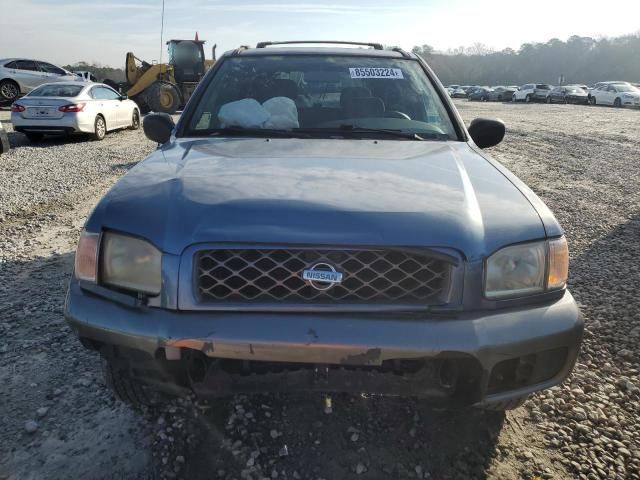 2000 Nissan Pathfinder LE