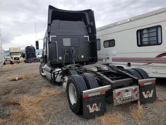 2022 Western Star 5700 XE