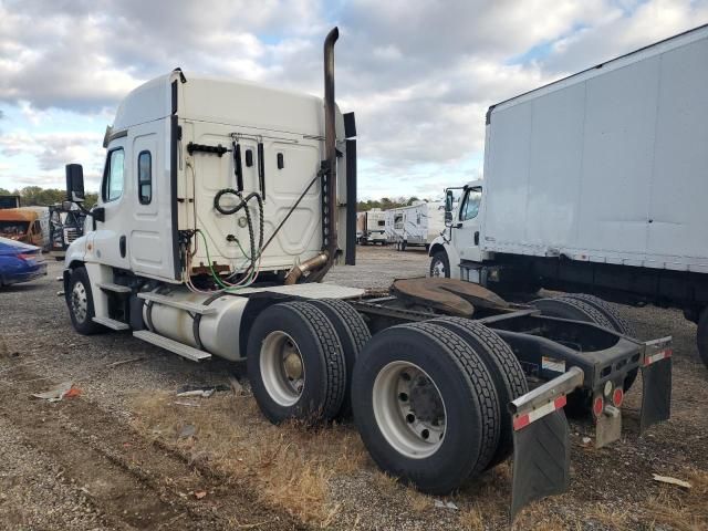 2018 Freightliner Cascadia 125