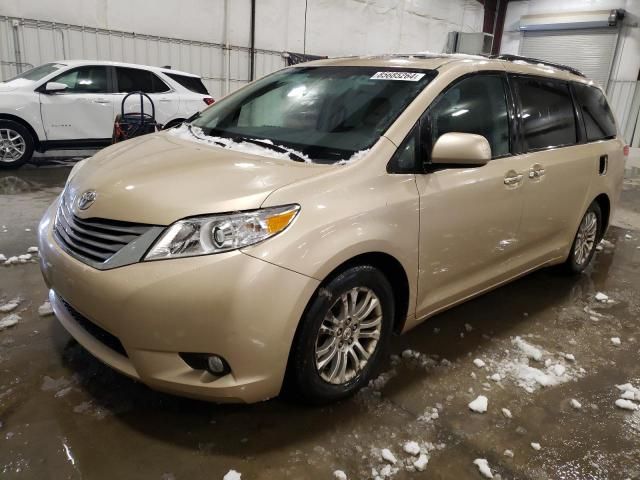 2011 Toyota Sienna XLE