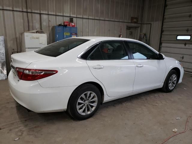 2016 Toyota Camry LE