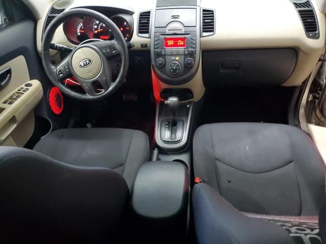 2010 KIA Soul +