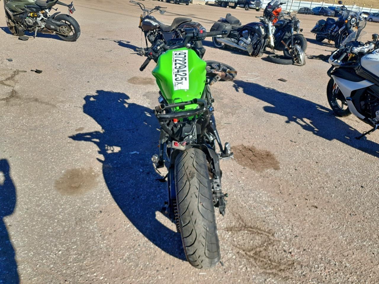 2022 Kawasaki EX650 M