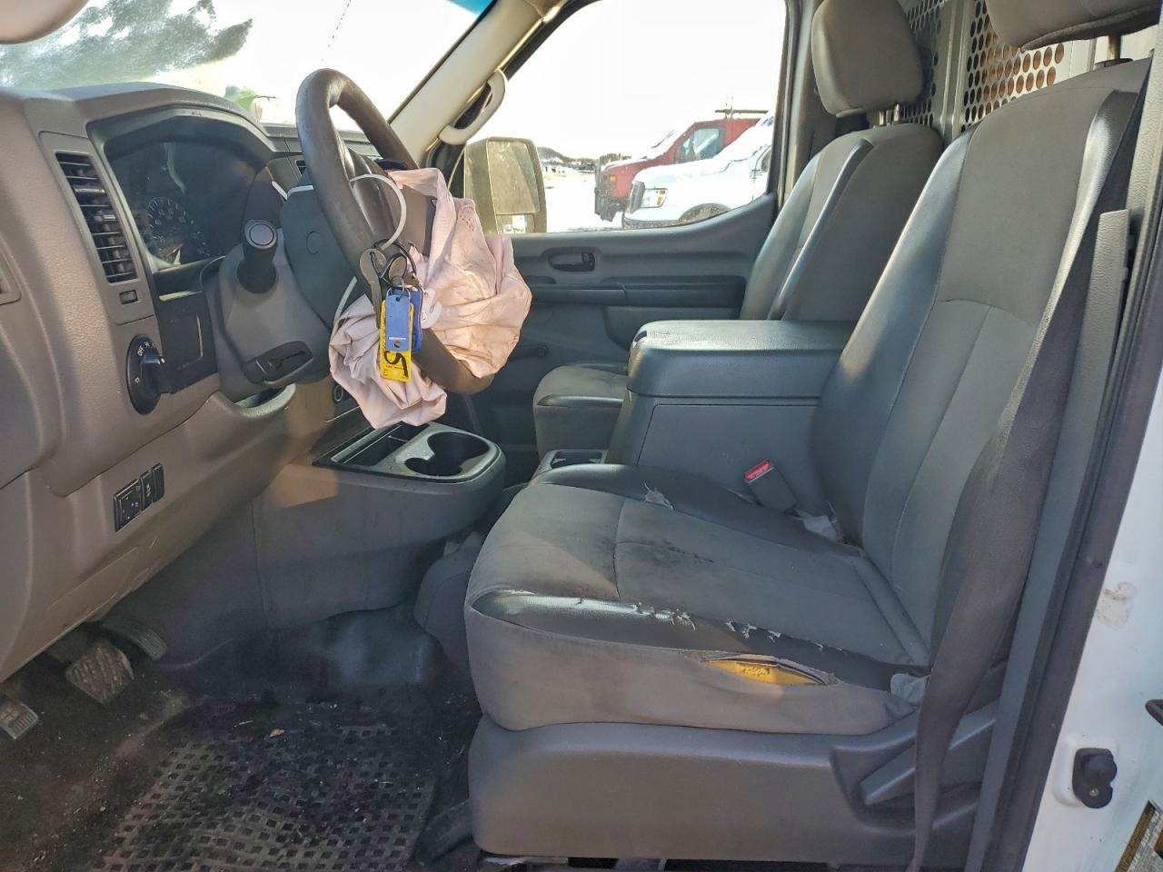 2013 Nissan NV2500