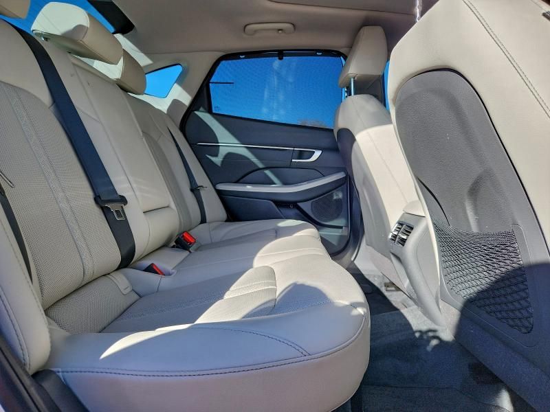 2025 Hyundai Sonata Hybrid