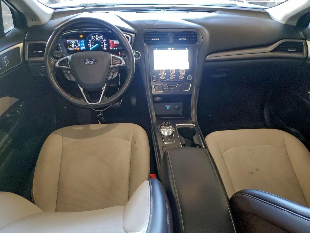 2019 Ford Fusion se