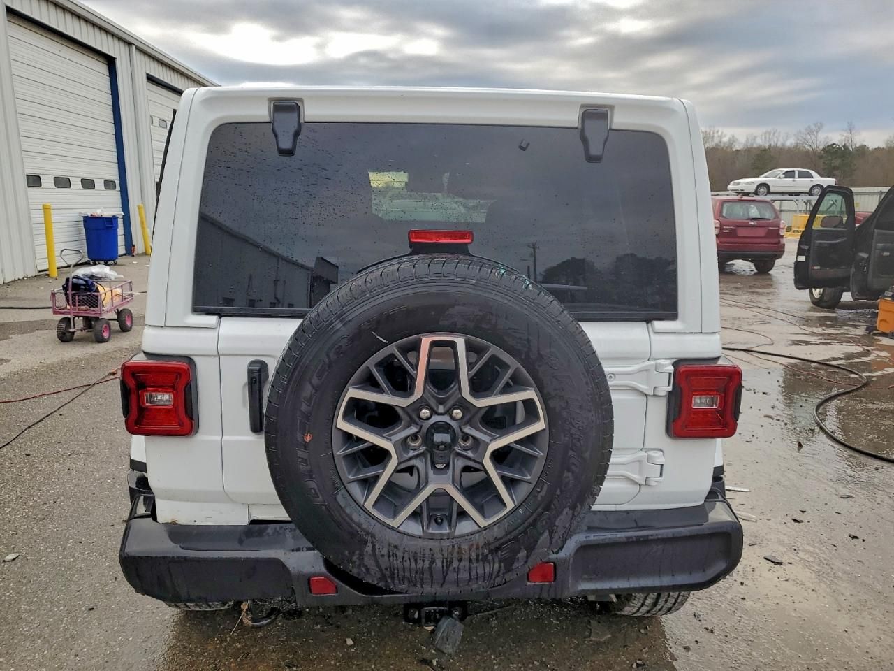 2024 Jeep Wrangler Sahara