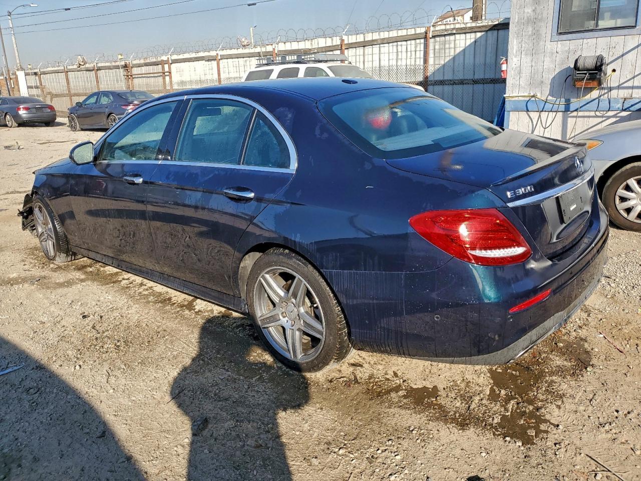 2017 Mercedes-Benz E 300