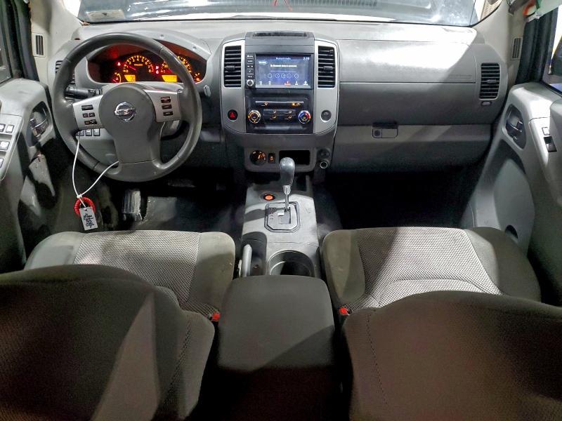 2021 Nissan Frontier SV