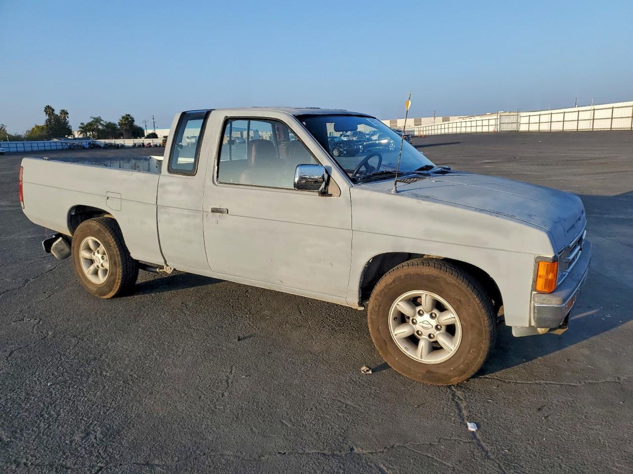 1987 Niss D21