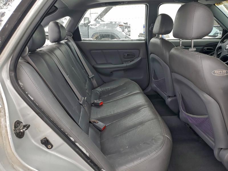 2004 Hyundai Elantra gls