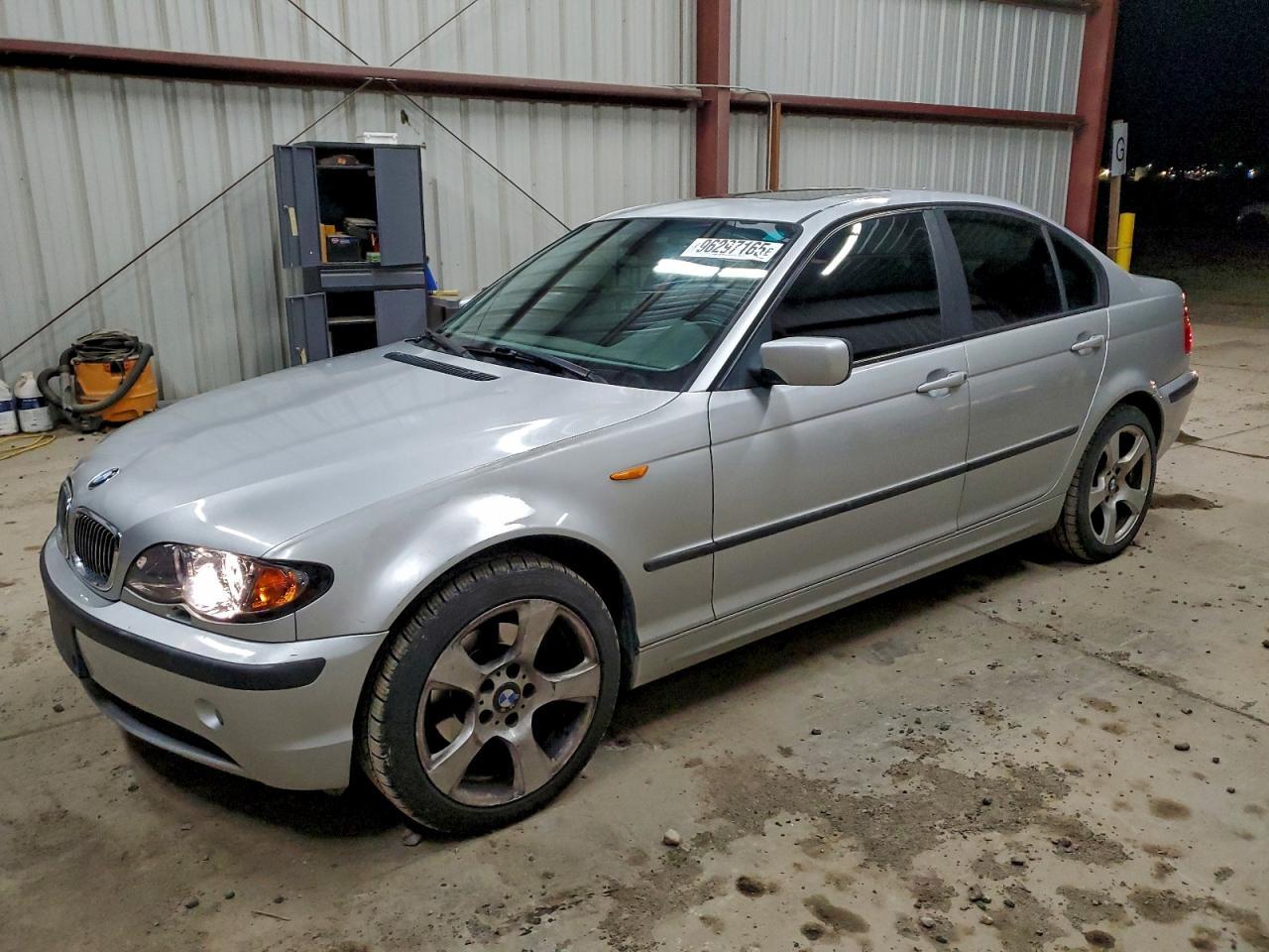 2004 BMW 325 xi