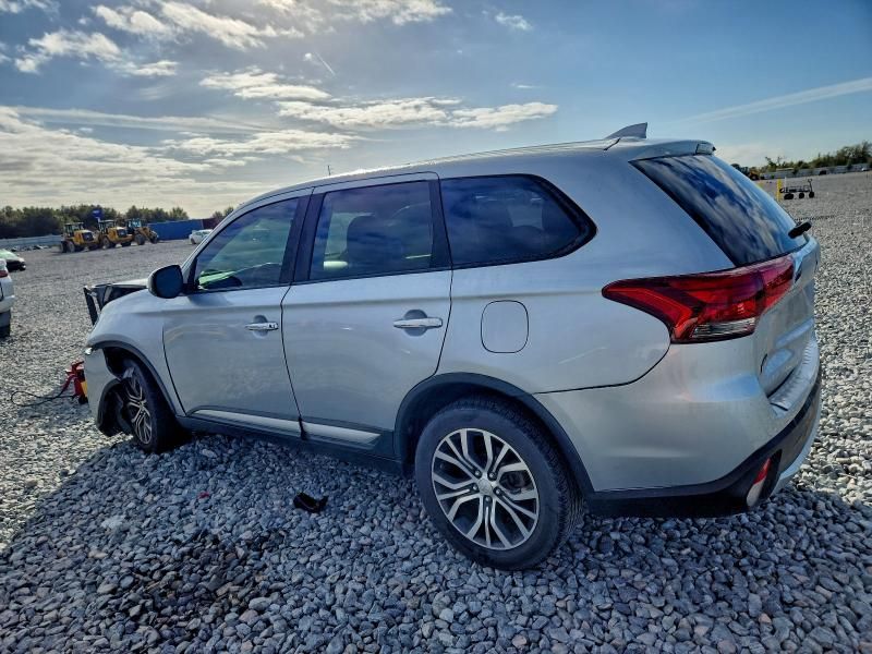 2017 Mitsubishi Outlander se