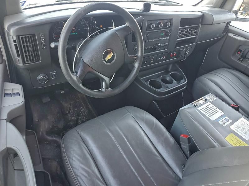 2015 Chevrolet Express 2500 Delivery van