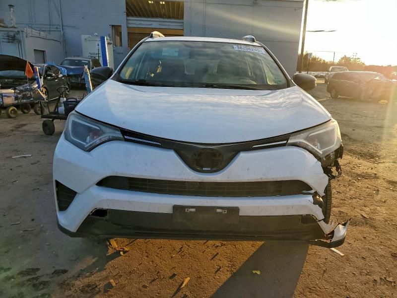 2016 Toyota Rav4 le