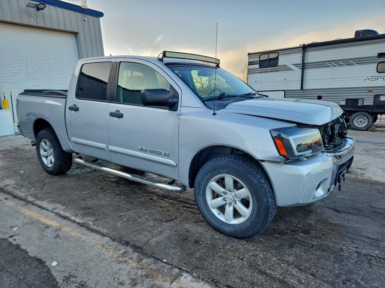 2012 Nissan Titan SV