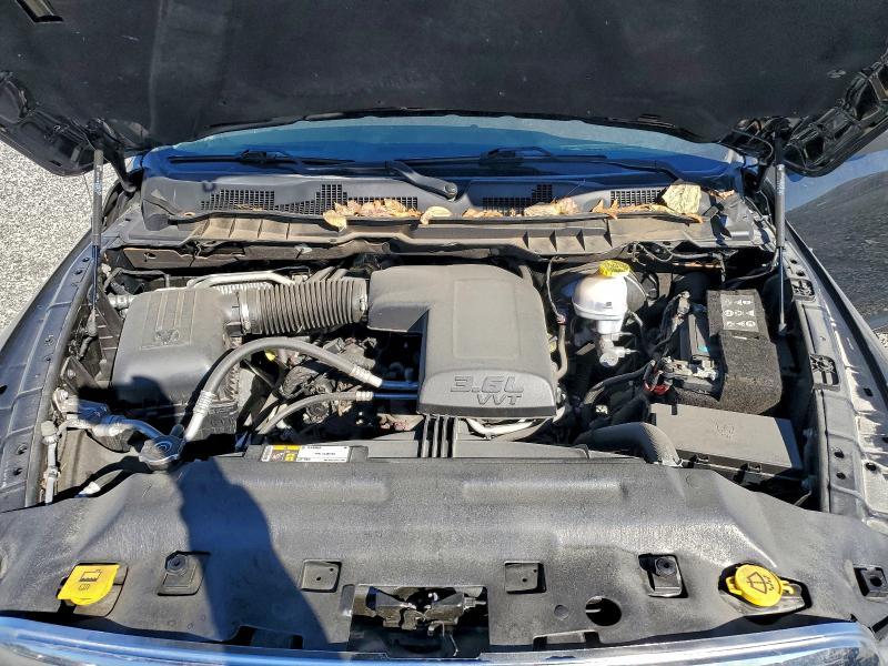 2022 Dodge Ram 1500 Classic slt