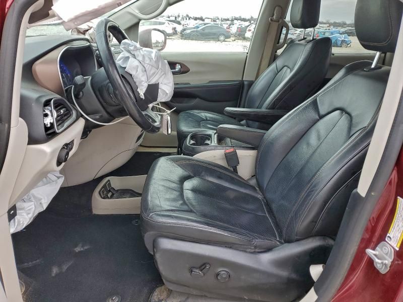 2019 Chrysler Pacifica Touring l