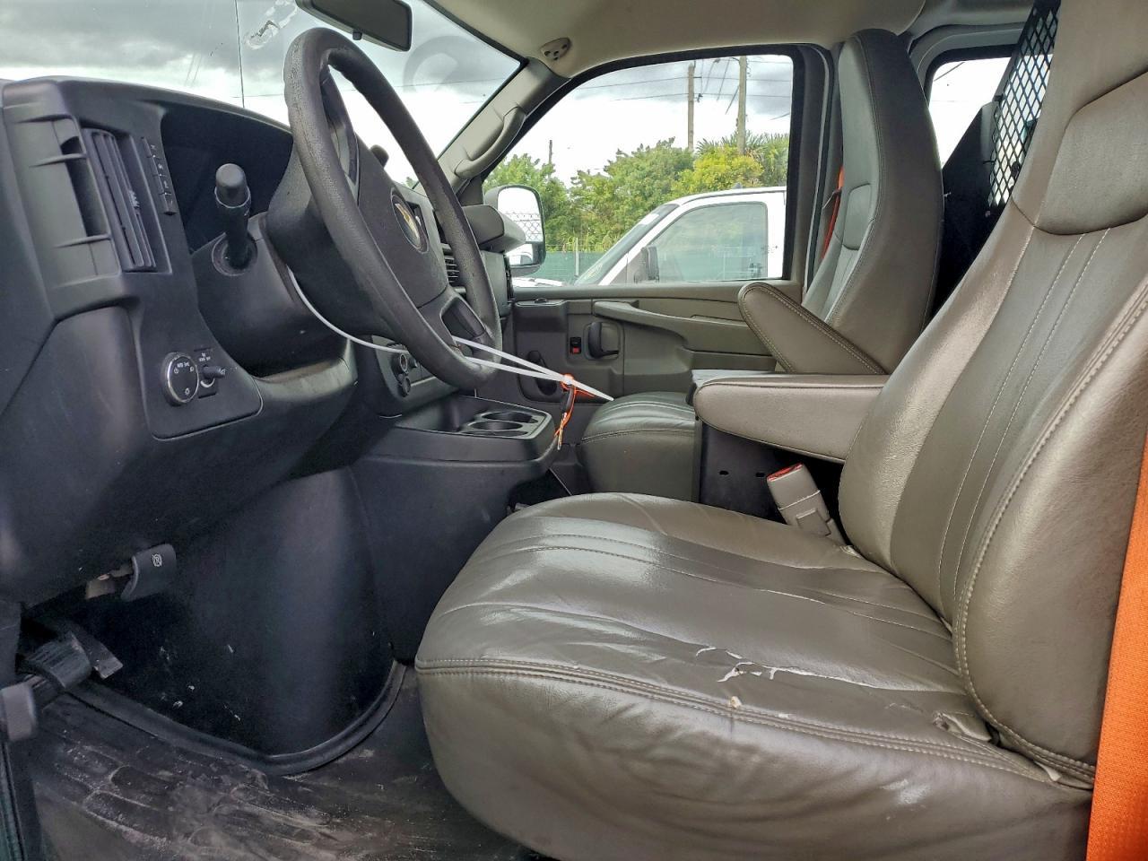 2013 Chevrolet Express G2500