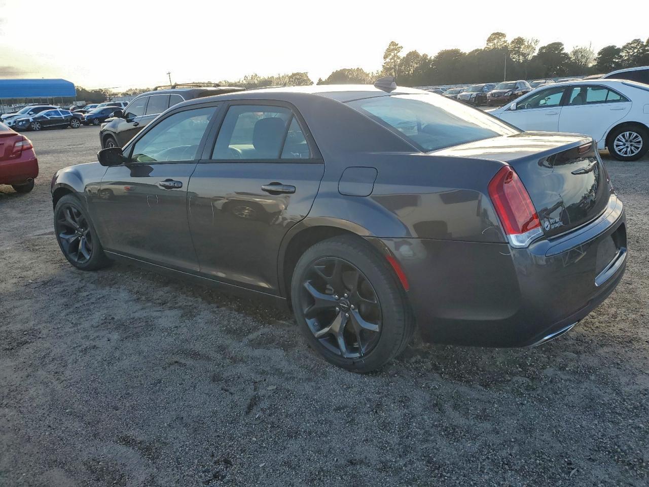 2023 Chrysler 300 Touring