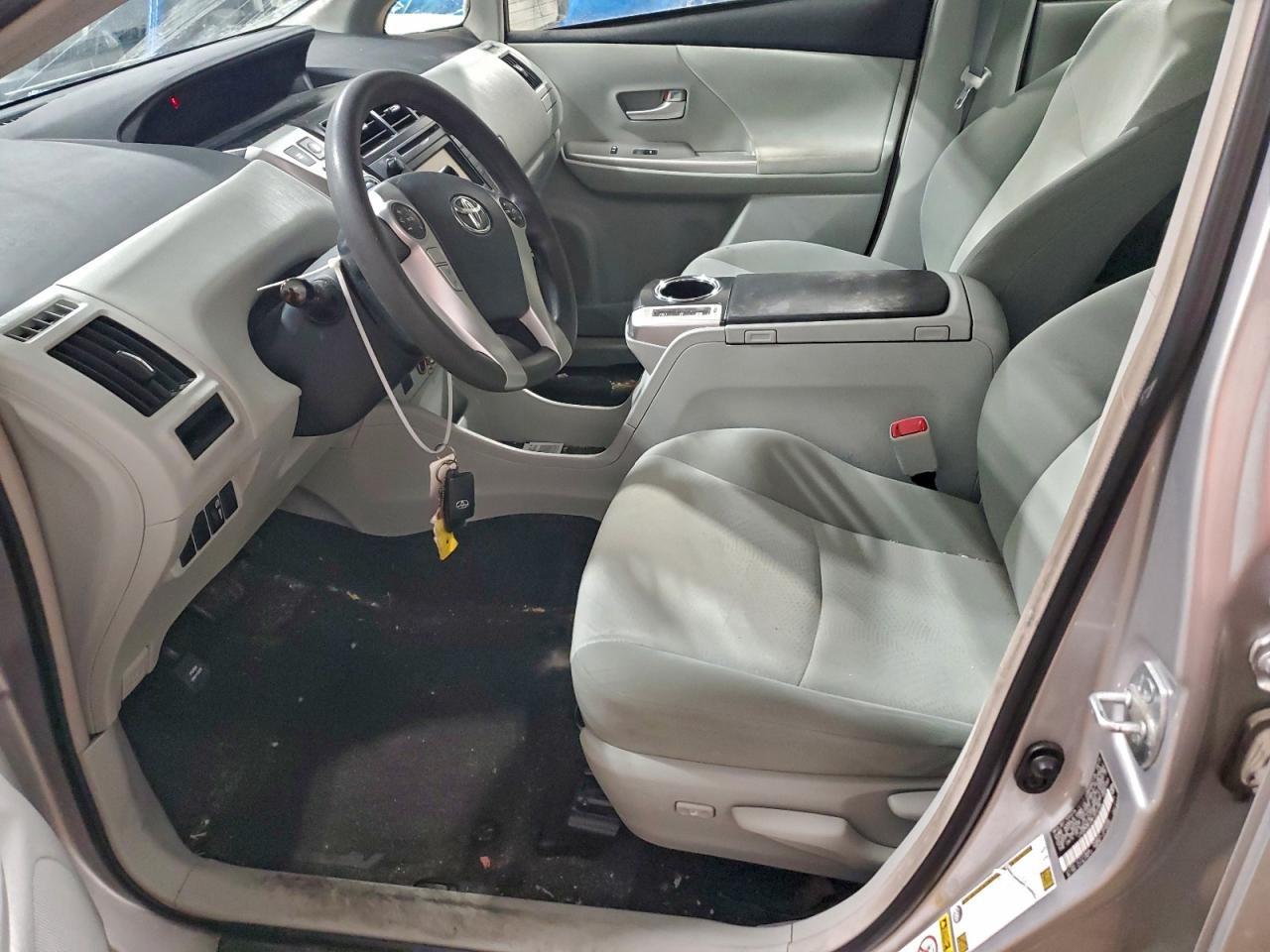 2014 Toyota Prius v