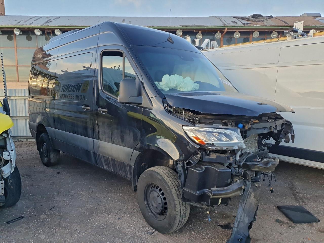 2024 Mercedes-Benz Sprinter 2500