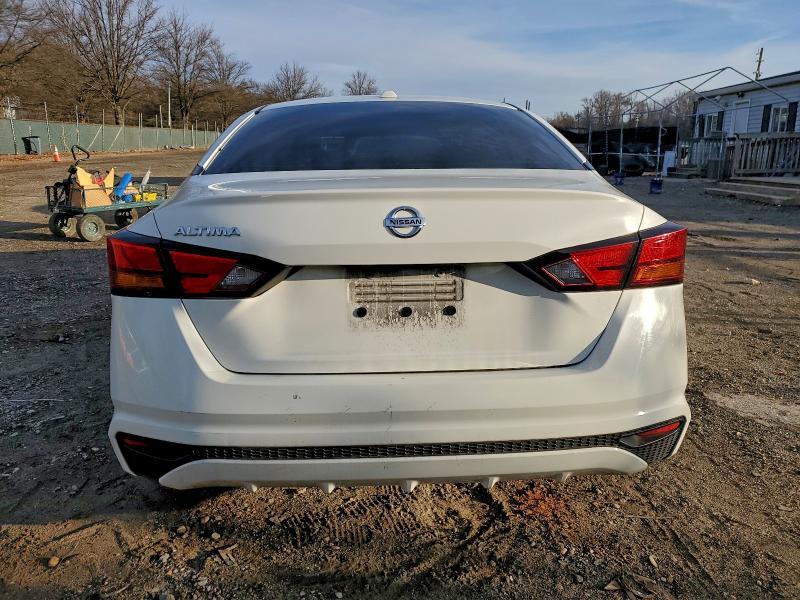 2020 Nissan Altima s