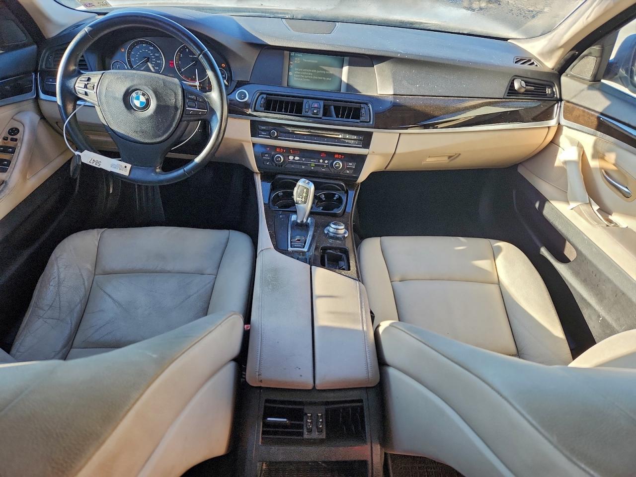 2011 BMW 528 i