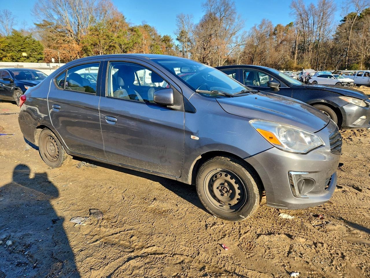 2017 Mitsubishi Mirage G4 es