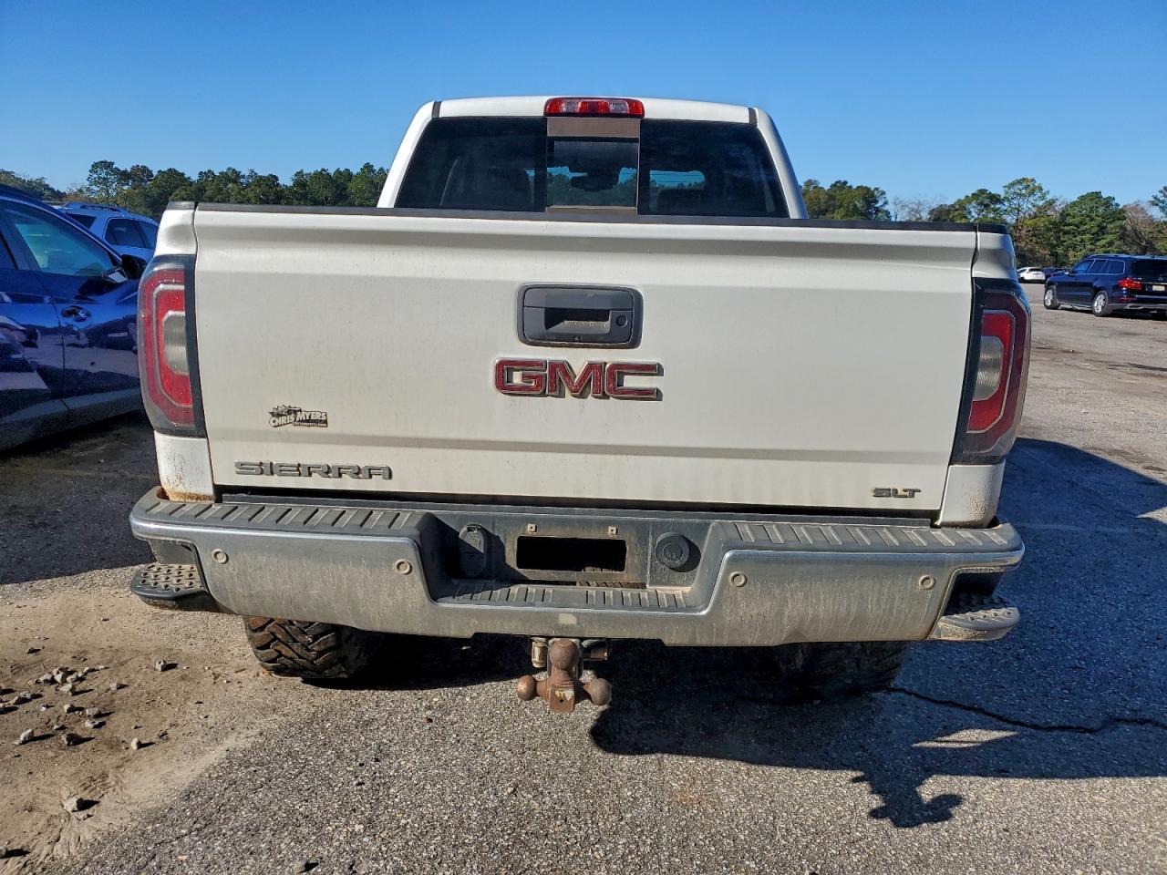 2018 GMC Sierra K1500 SLT