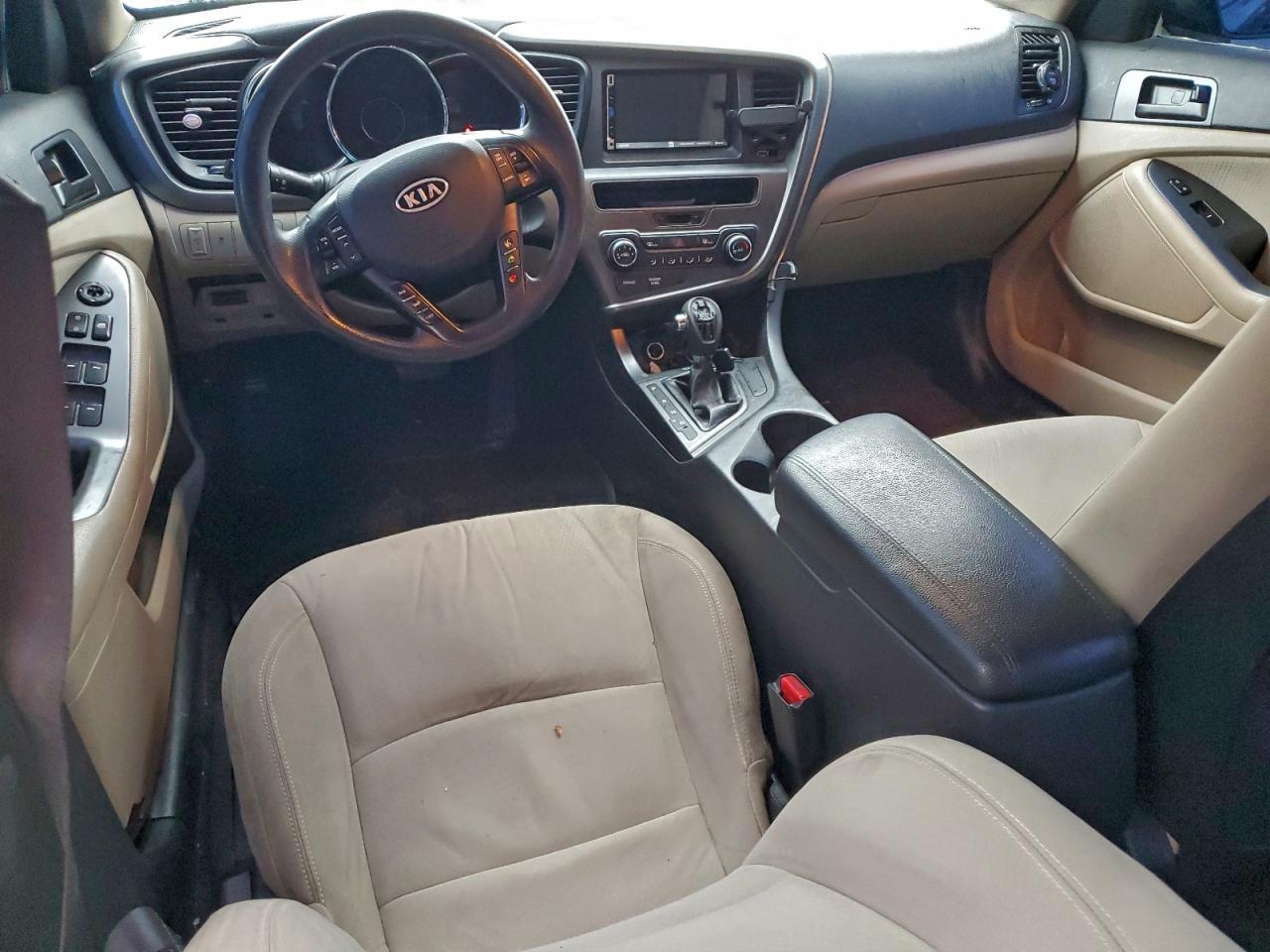 2012 KIA Optima lx