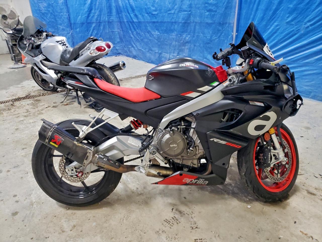 2021 Aprilia RS 660