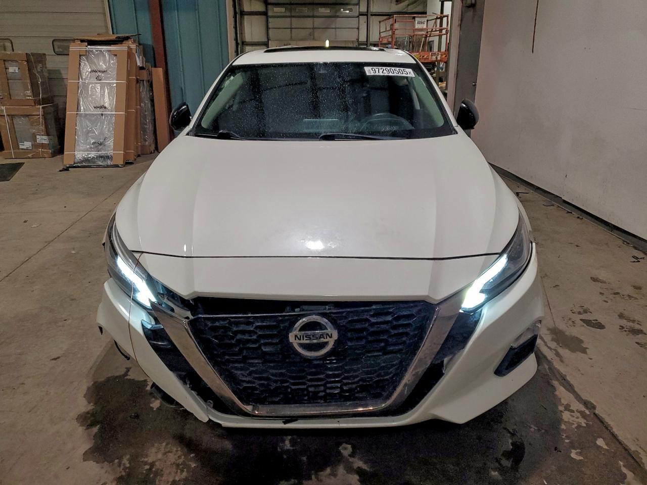 2020 Nissan Altima sr