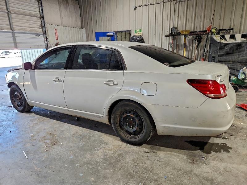 2005 Toyota Avalon Limited