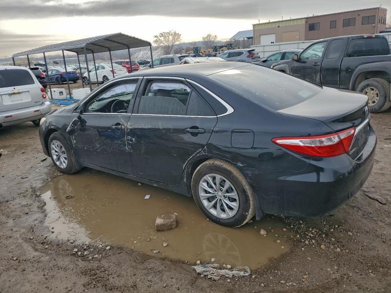 2017 Toyota Camry le