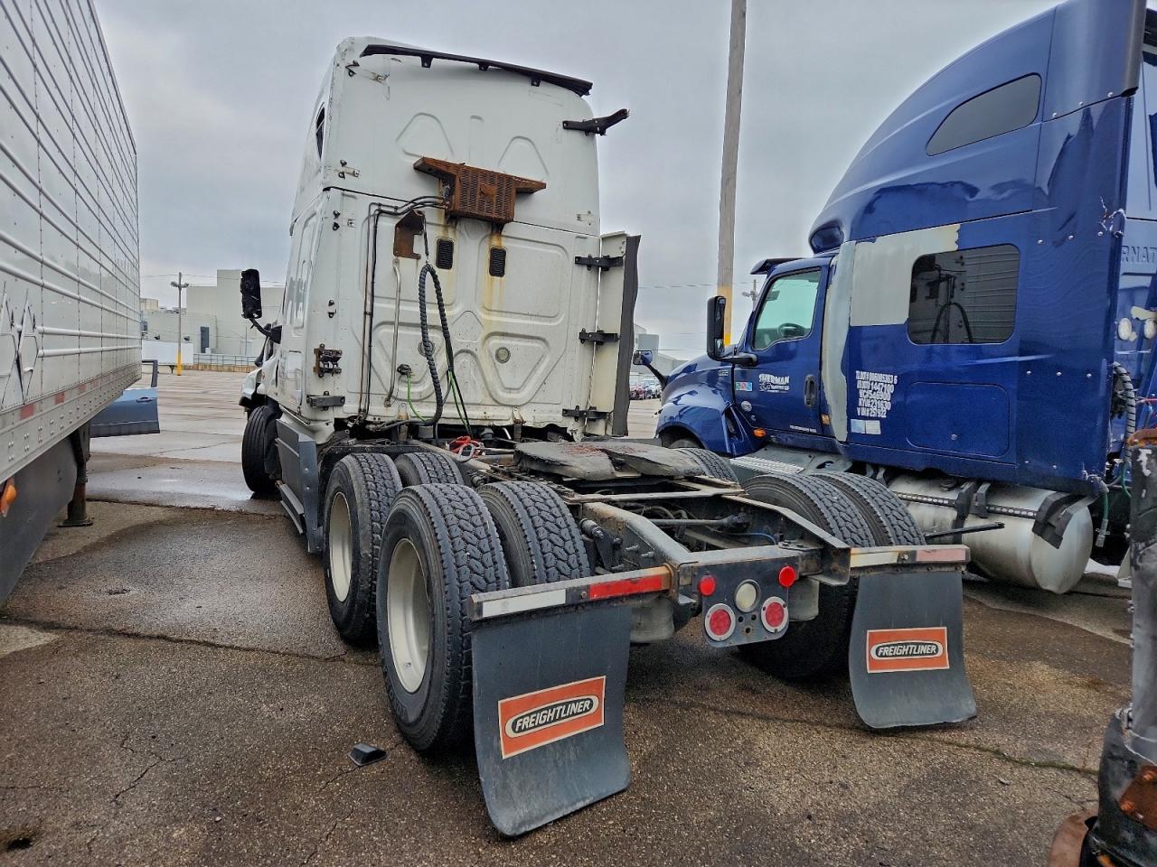 2016 Freigliner Cascadia 125