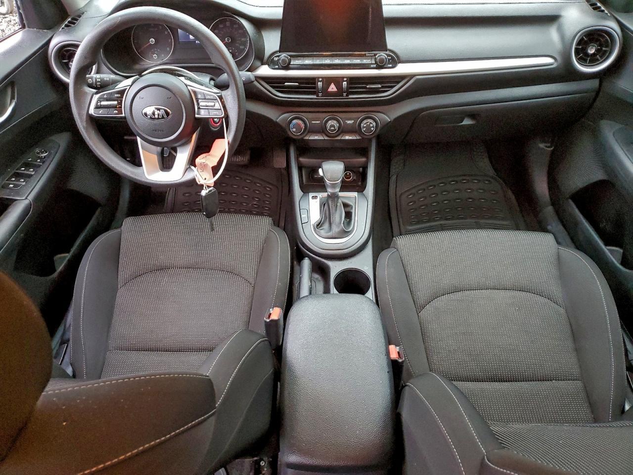 2020 KIA Forte fe