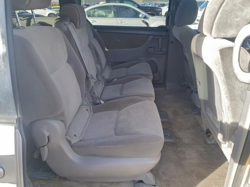 2009 Toyota Sienna ce