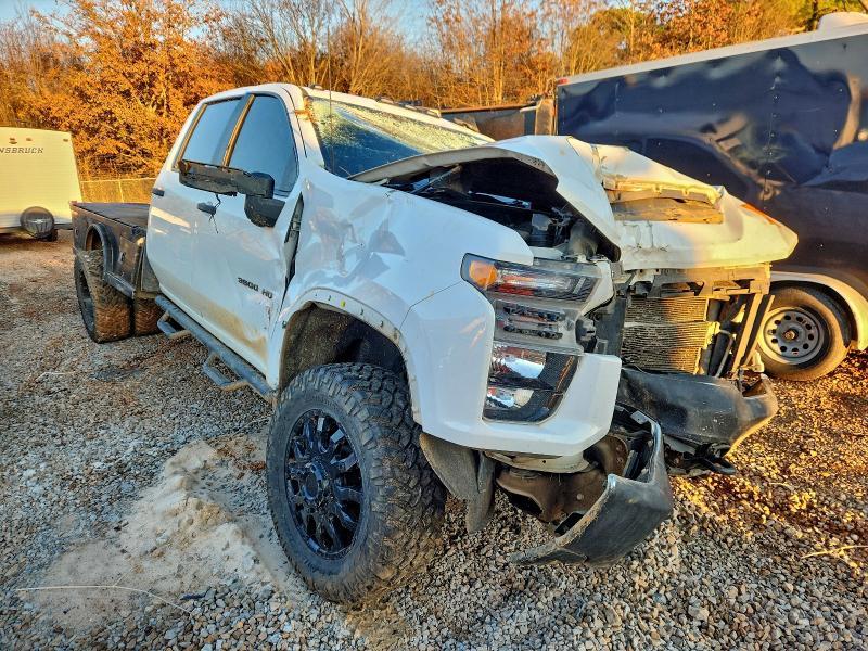 2021 Chevrolet Silverado Flatbed Truck