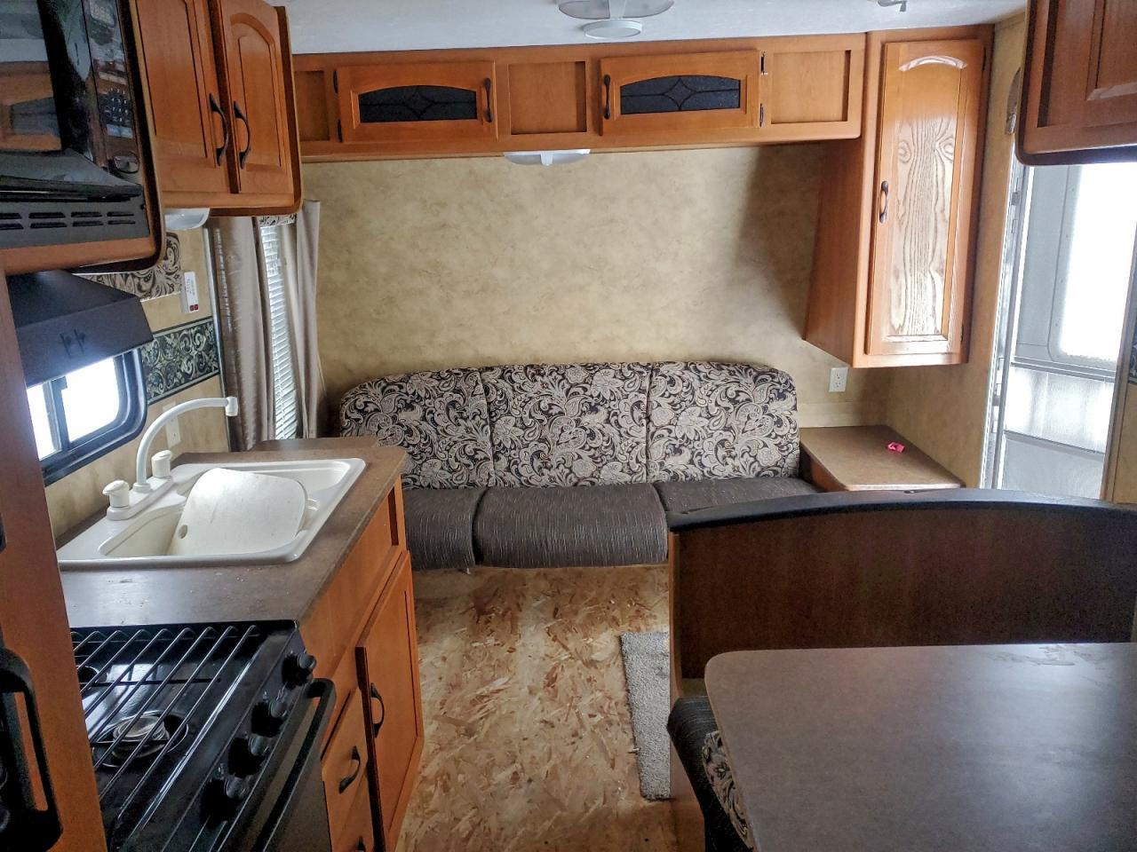2010 Keystone Challenger Hideout
