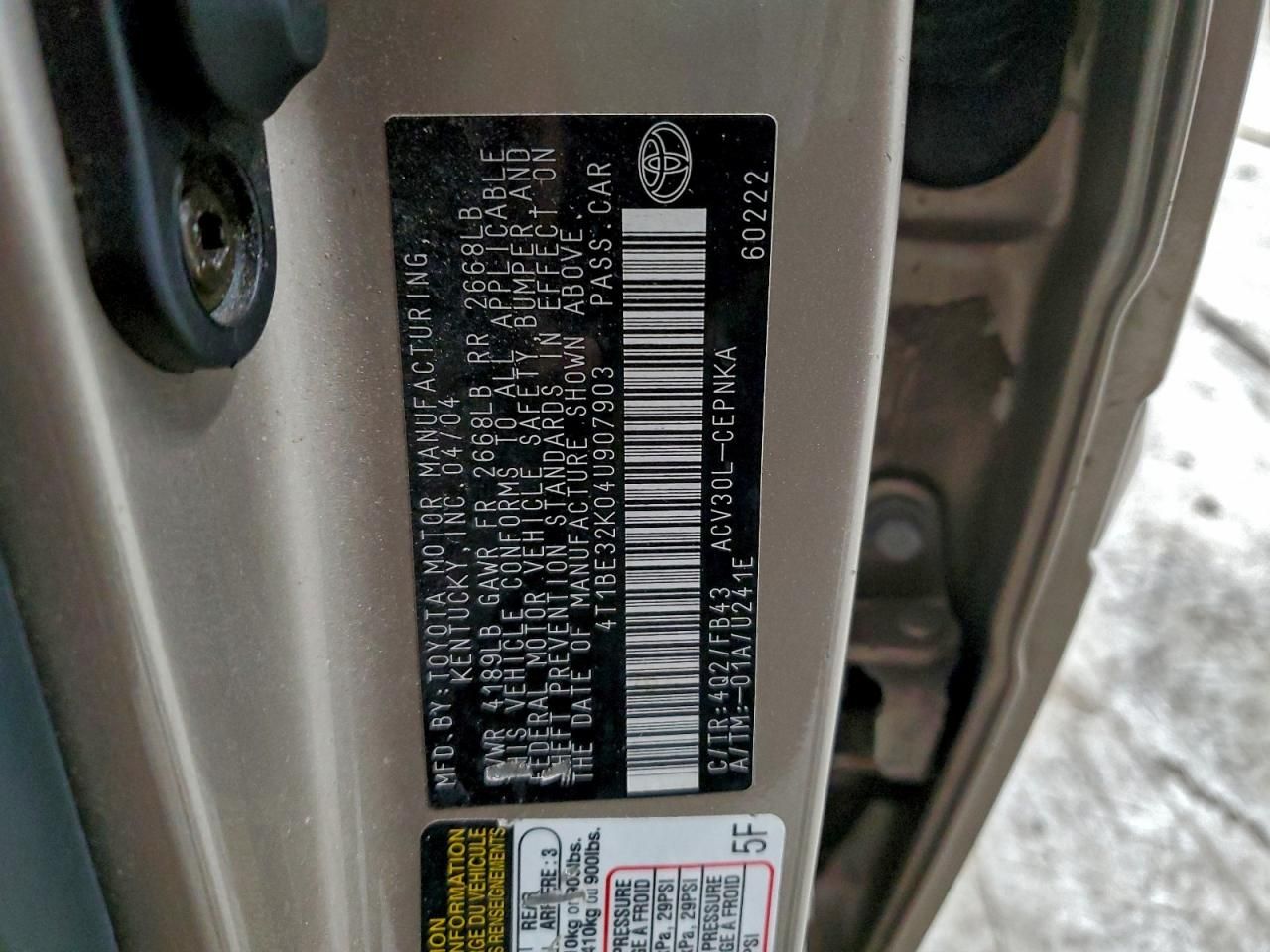 2004 Toyota Camry le