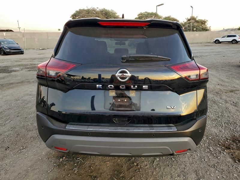 2021 Nissan Rogue sv