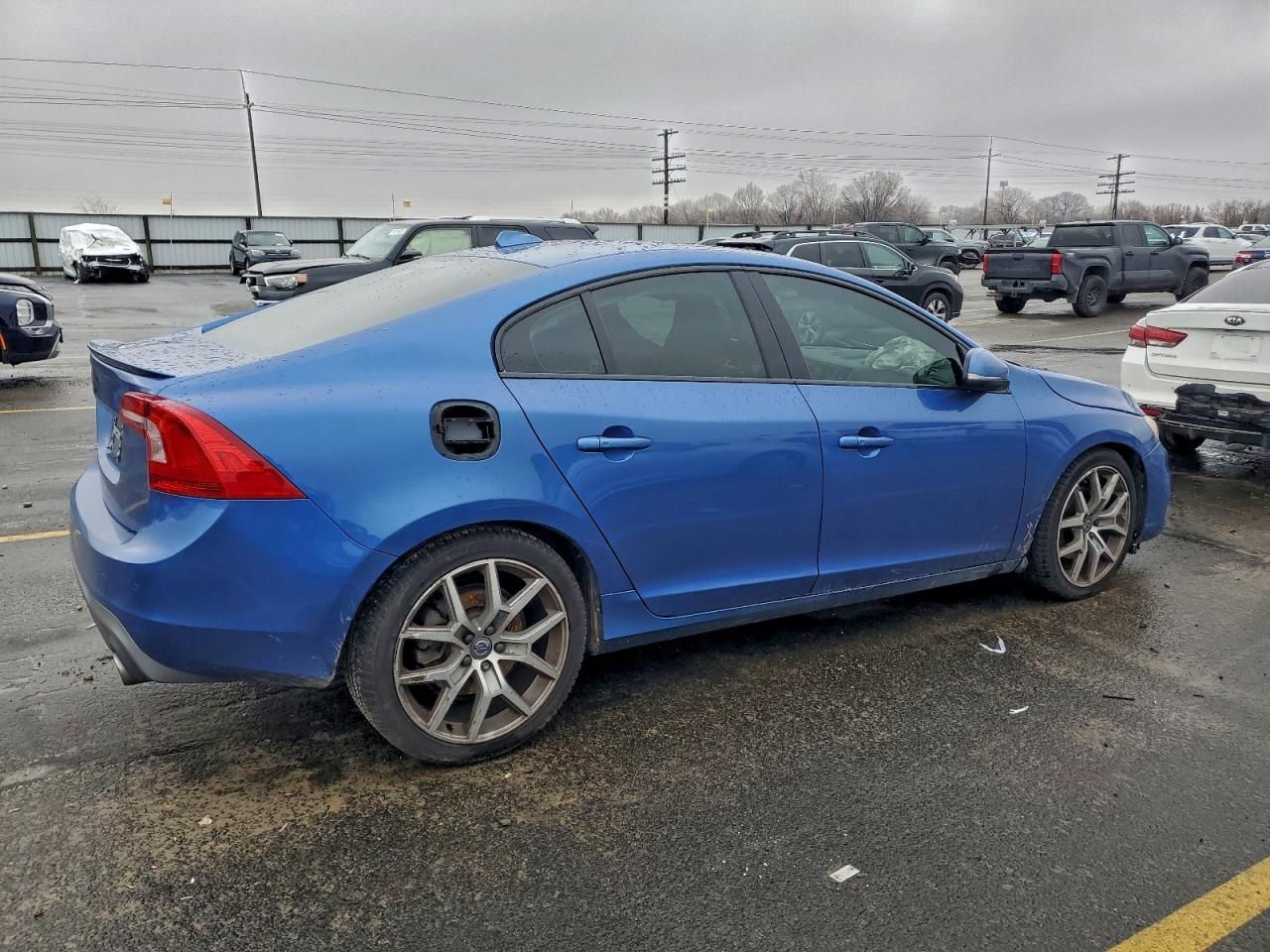 2017 Volvo S60 r Design