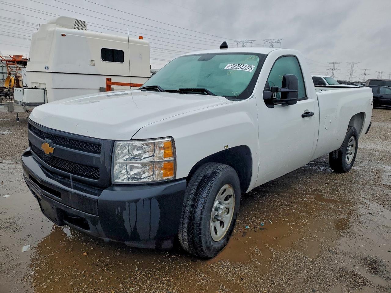2013 Chev 1500 4X2 / Pickup