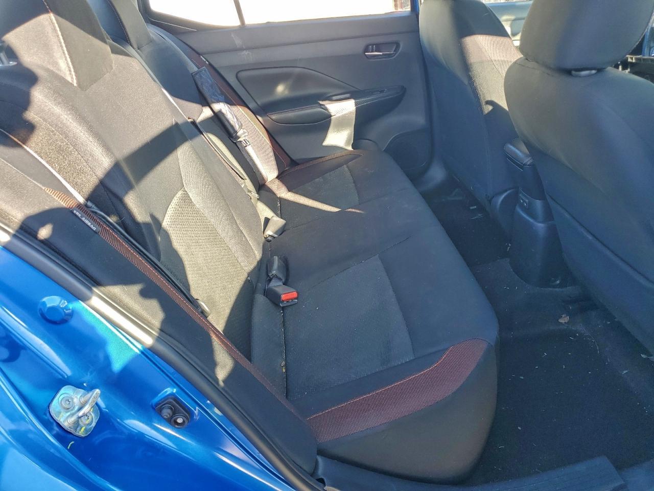 2021 Nissan Versa sr