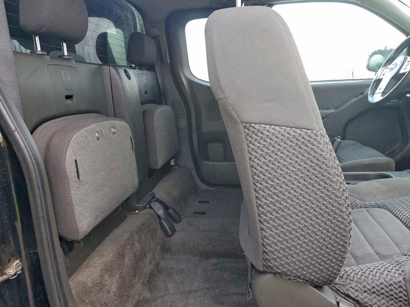 2018 Nissan Frontier sv V6