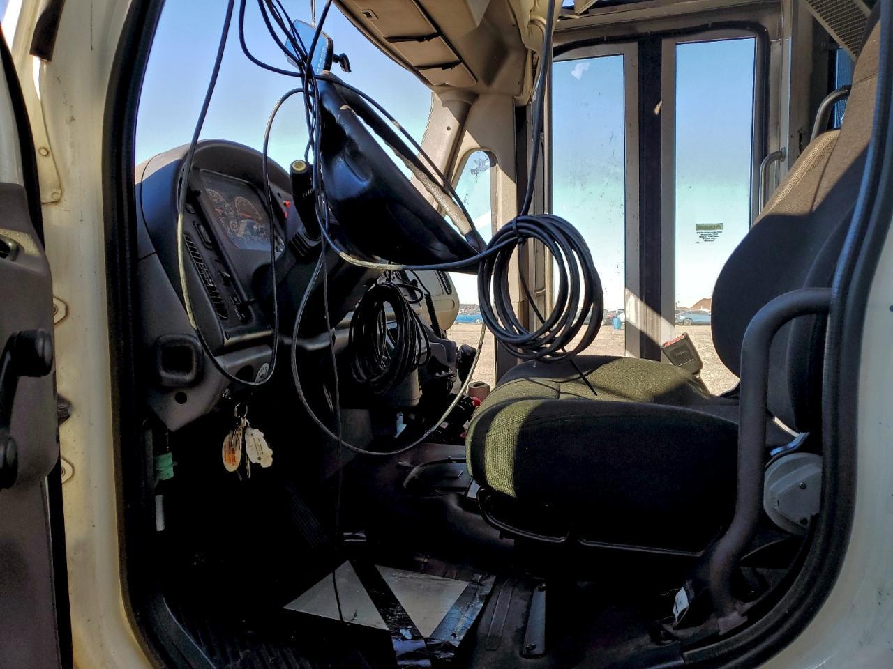 2021 Freigliner 2021 Freightliner Shuttle Bus