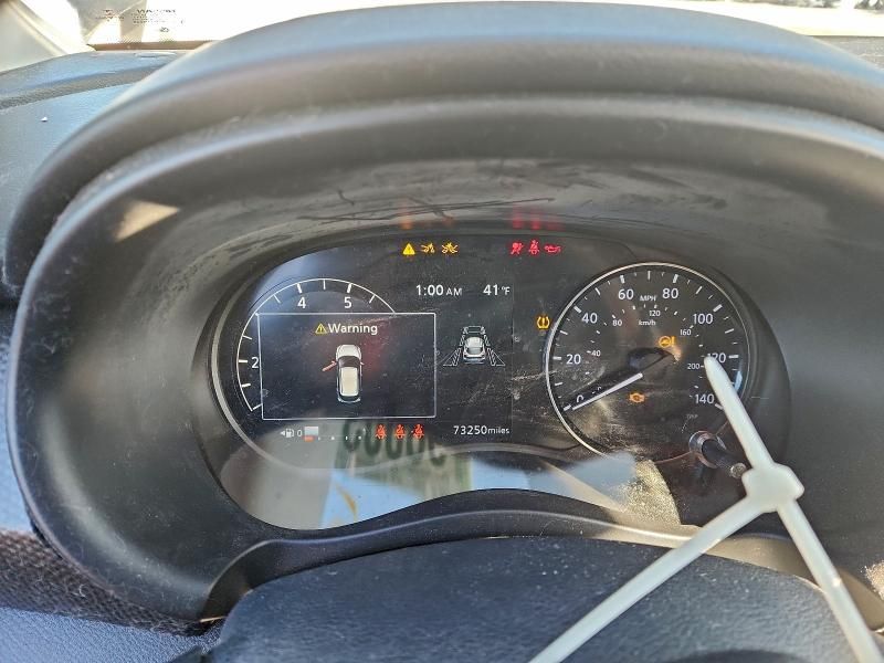 2022 Nissan Kicks sv