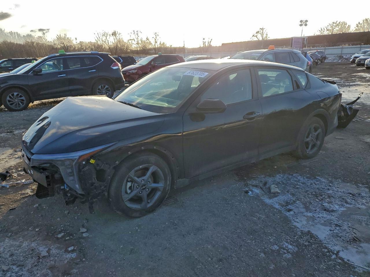 2025 KIA K4 lx